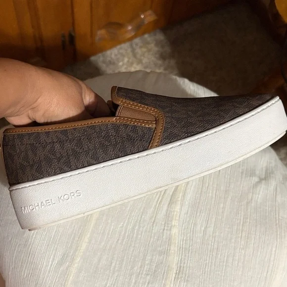 Michael Kors Patterned Brown Slip-On Loafers - Picture 5 of 8